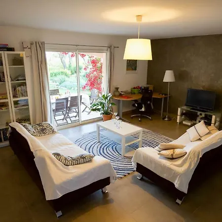 Provencale Au Calme Вілла